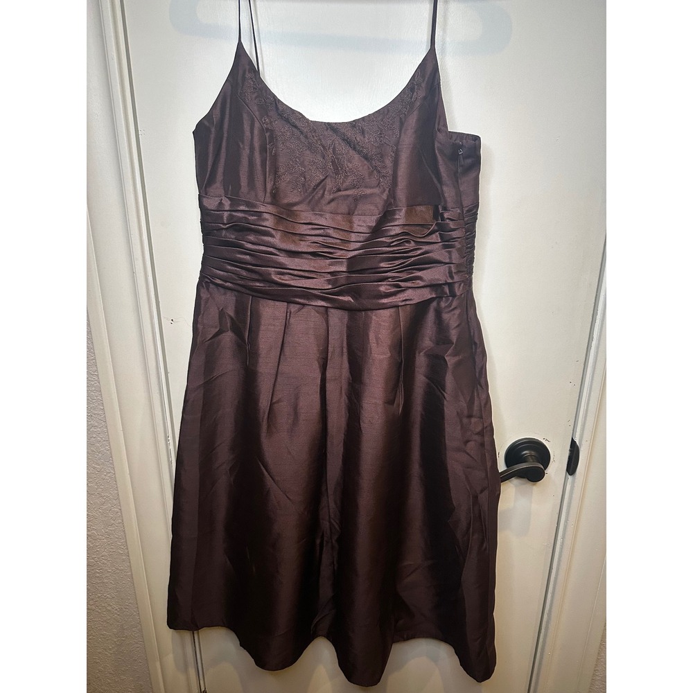 Jones Wear Dress Brown Spaghetti Strap Embroidered Ruched Cocktail Party Size 6